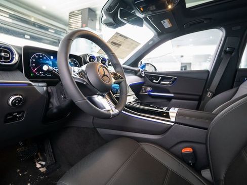 New 2026 Mercedes-Benz GLC 300 4MATIC image 4