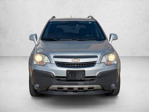 Used 2013 Chevrolet Captiva Sport LS image 2