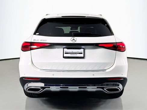 New 2026 Mercedes-Benz GLC 300 image 3
