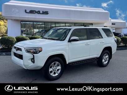 Used 2024 Toyota 4Runner SR5 Premium w/ Moonroof Package