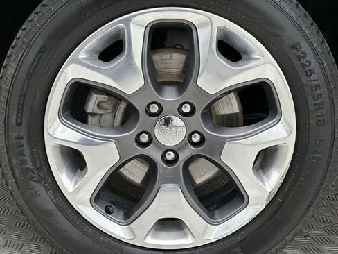 Used 2020 Jeep Compass Limited image 11