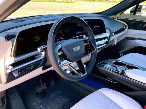 New 2026 Cadillac Lyriq Premium Sport AWD/4WD image 9
