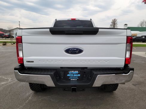 Used 2019 Ford F250 XLT AWD/4WD image 5