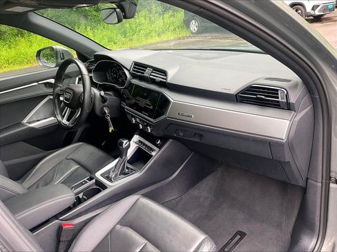 Used 2025 Audi Q3 2.0T Premium AWD/4WD image 14