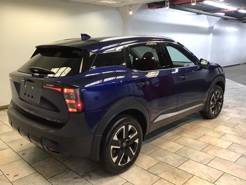 Used 2025 Nissan Kicks SR image 5