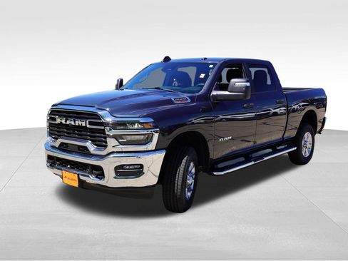 Certified 2026 RAM 2500 Big Horn AWD/4WD image 11