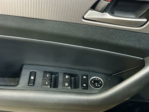 Used 2019 Hyundai Sonata Sport image 18