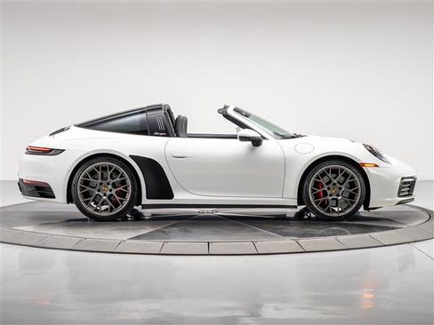 Used 2022 Porsche 911 Targa 4S image 8