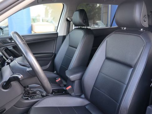Used 2021 Volkswagen Tiguan SE w/ 3rd Row Seat Package AWD/4WD image 10