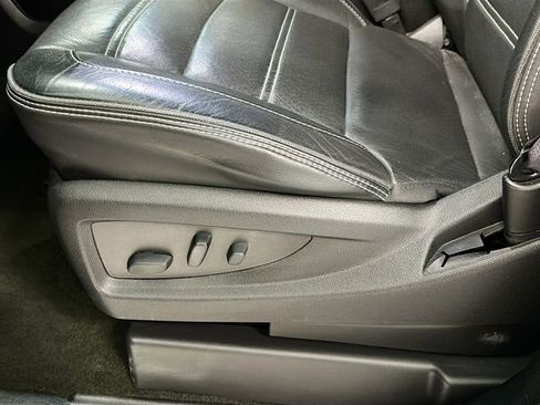 Used 2017 GMC Yukon Denali w/ Open Road Package image 20