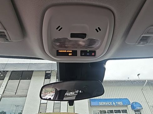 Used 2024 Chevrolet Trax LS image 17