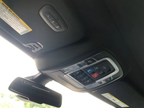 Used 2019 RAM 1500 Laramie w/ Sport Appearance Package AWD/4WD image 26