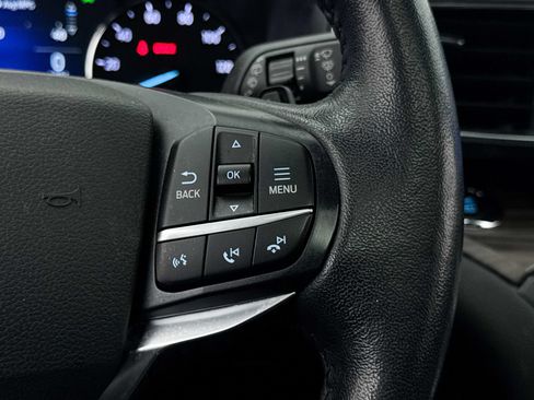 Used 2020 Ford Explorer Limited AWD/4WD image 37