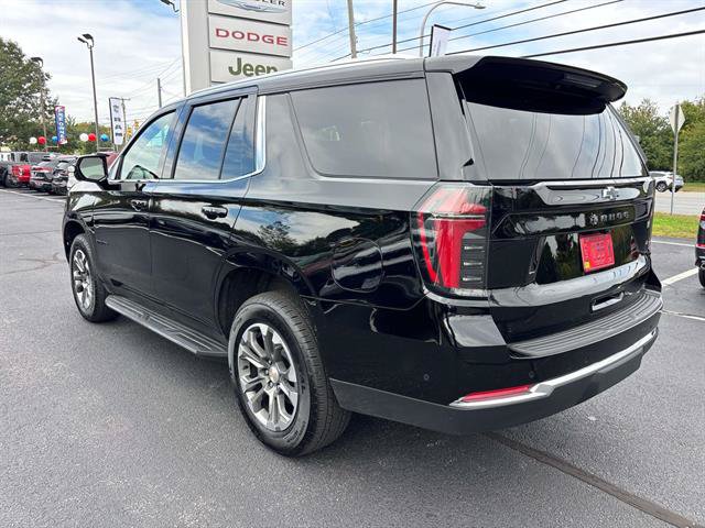 Used 2026 Chevrolet Tahoe LS w/ LPO, Dark Essentials Package AWD/4WD image 5