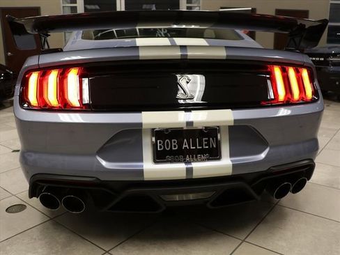 Used 2022 Ford Mustang Shelby GT500 w/ Carbon Fiber Track Pack image 14
