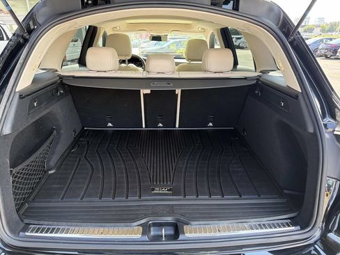 Used 2022 Mercedes-Benz GLC 300 image 8
