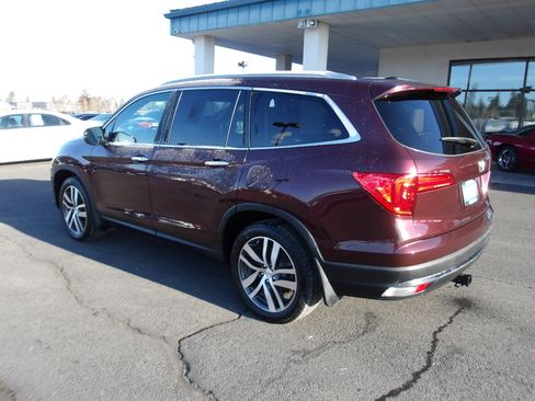 Used 2017 Honda Pilot Elite image 3