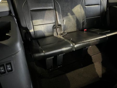 Used 2013 Nissan Armada Platinum image 19