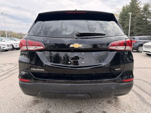 Used 2022 Chevrolet Equinox LS w/ LS Convenience Package AWD/4WD image 5