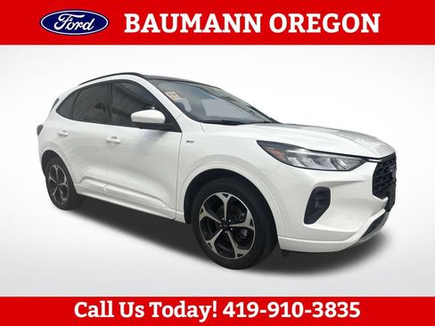 Used 2023 Ford Escape ST-Line Select w/ Tech Pack #2 AWD/4WD image 1