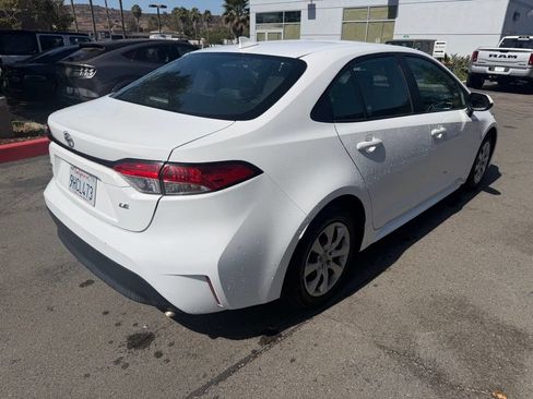 Used 2023 Toyota Corolla LE FWD image 14
