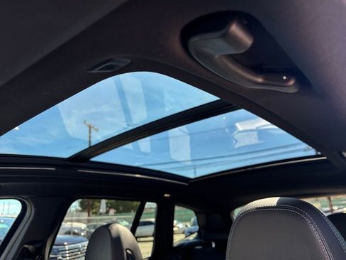 Used 2023 BMW X3 xDrive30i w/ M Sport Package image 12