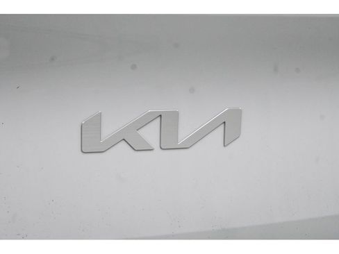 New 2026 Kia EV6 Wind RWD image 33