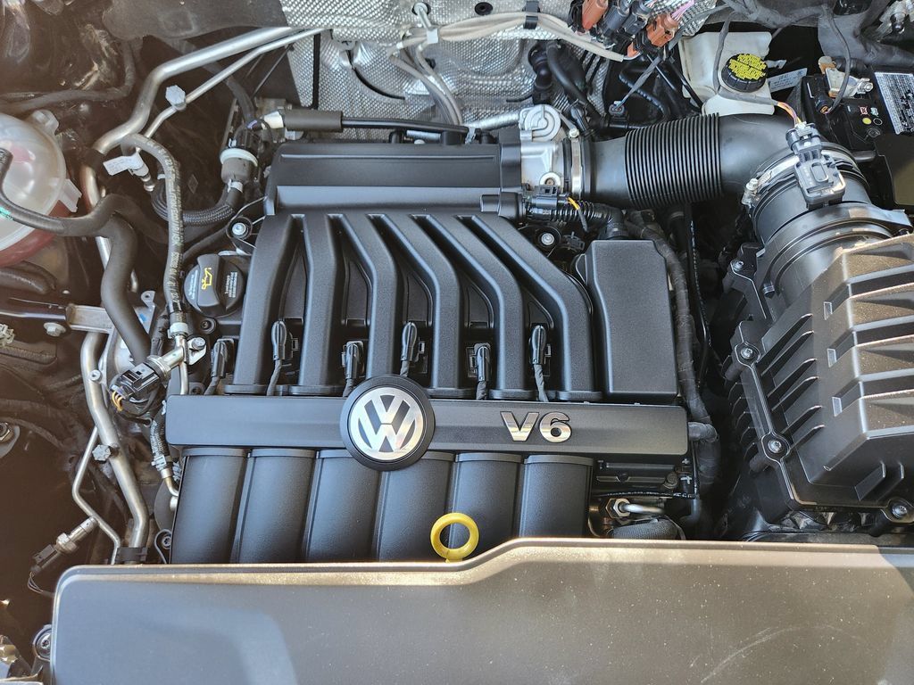 Used 2023 Volkswagen Atlas Cross Sport SE FWD image 20