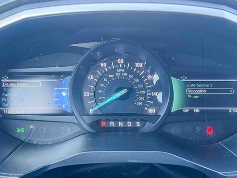 Used 2015 Ford Edge SEL w/ Equipment Group 201A image 22