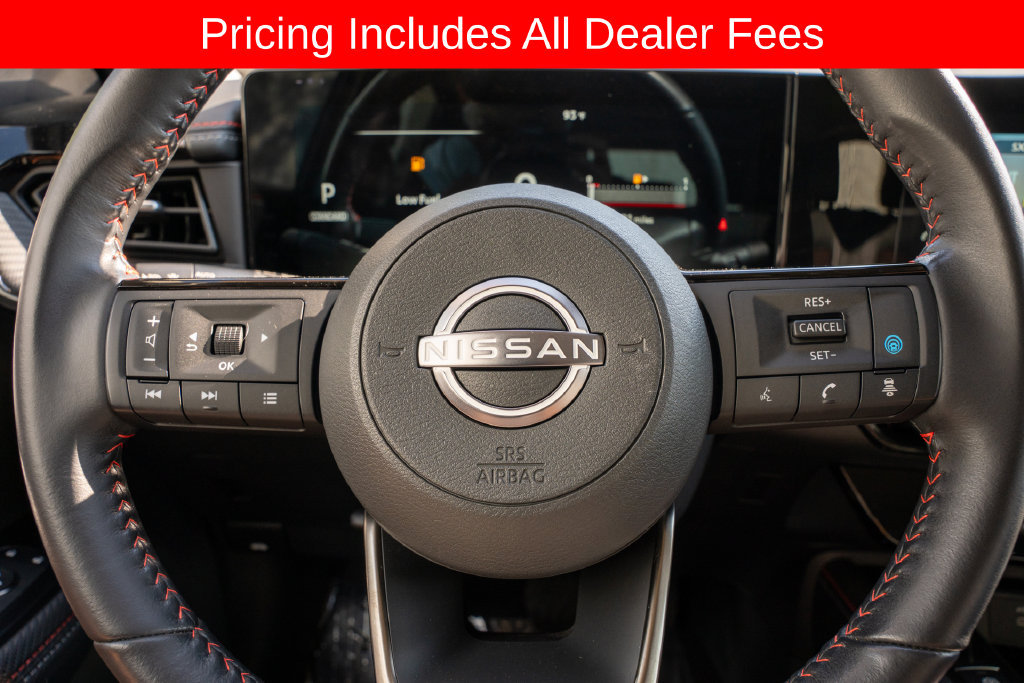 Used 2025 Nissan Kicks SR AWD/4WD image 18