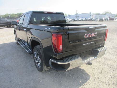 New 2026 GMC Sierra 1500 SLT w/ SLT Premium Package AWD/4WD image 6