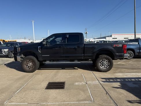 Used 2019 Ford F250 Lariat w/ Lariat Ultimate Package image 7