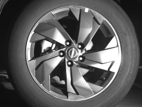 Used 2025 Nissan Rogue SV FWD image 12