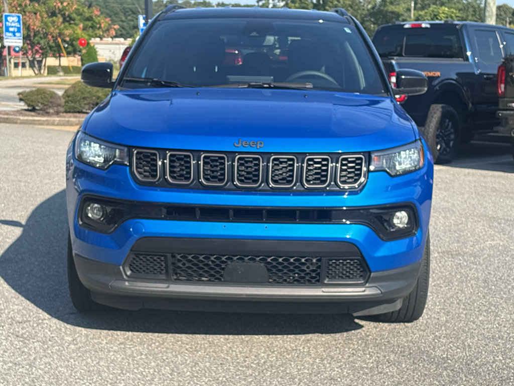 Used 2026 Jeep Compass Limited AWD/4WD image 2