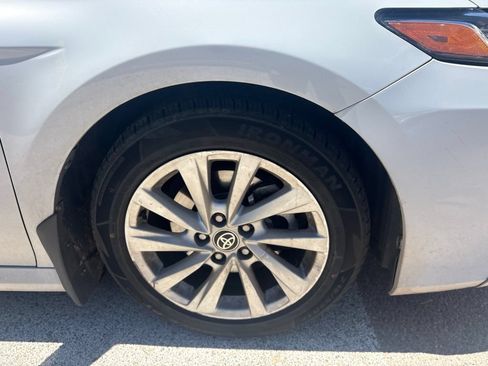 Used 2022 Toyota Camry LE FWD image 2