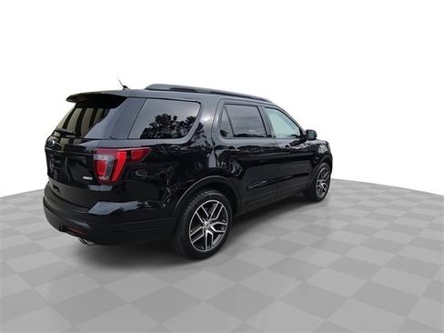 Used 2018 Ford Explorer Sport w/ Equipment Group 401A image 8