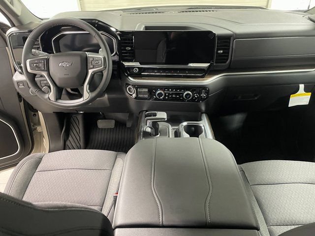 New 2026 Chevrolet Silverado 1500 RST AWD/4WD image 13