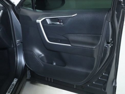 Used 2023 Toyota RAV4 XLE Premium AWD/4WD image 38