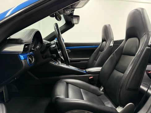 Used 2017 Porsche 911 Carrera image 11