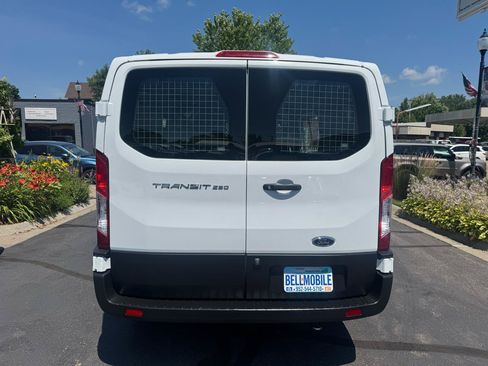 Used 2024 Ford Transit 250 Low Roof w/ Exterior Upgrade Package RWD image 4