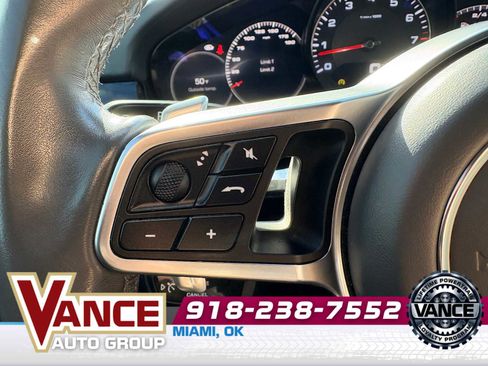 Used 2019 Porsche Cayenne S image 27