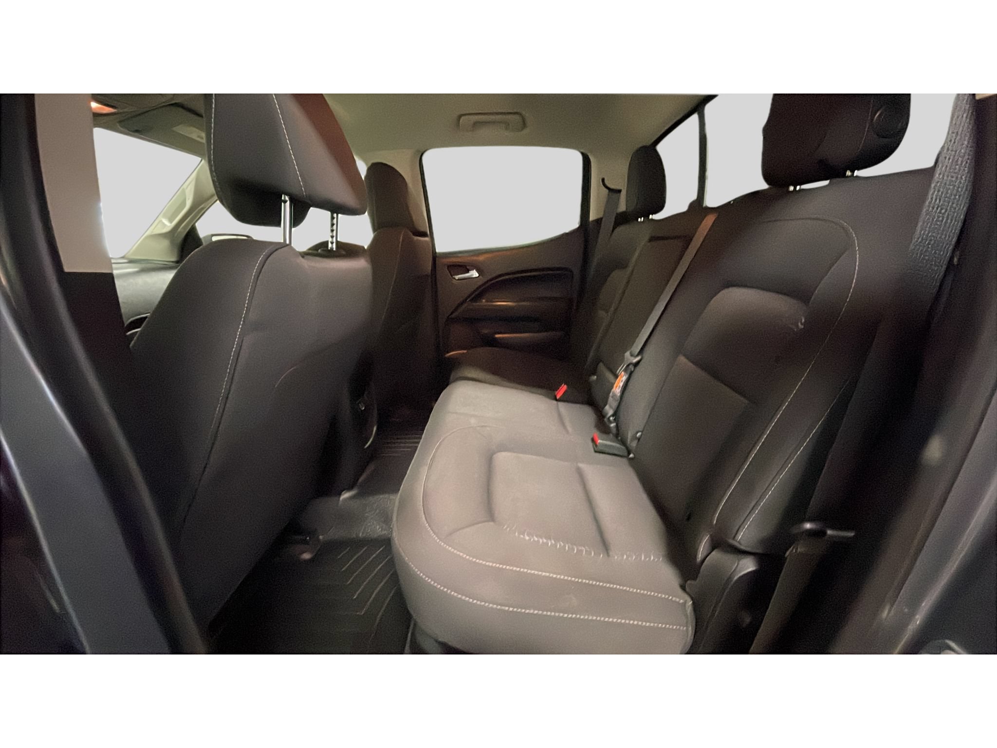 Used 2020 GMC Canyon SLE w/ Elevation Edition AWD/4WD image 14
