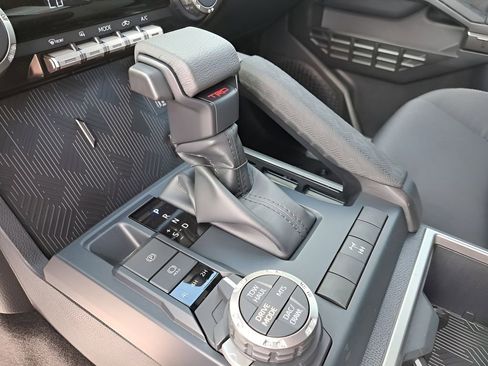 New 2025 Toyota Tacoma TRD Off-Road image 25