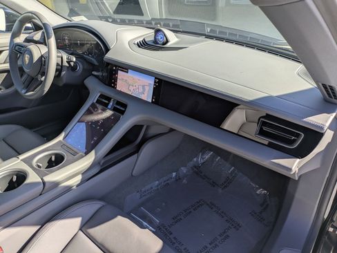New 2025 Porsche Taycan AWD/4WD image 27