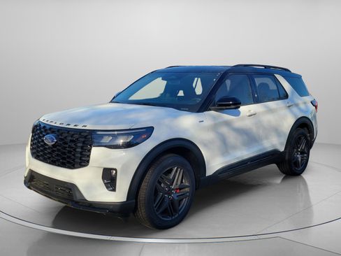 New 2025 Ford Explorer ST-Line w/ Premium Package image 2