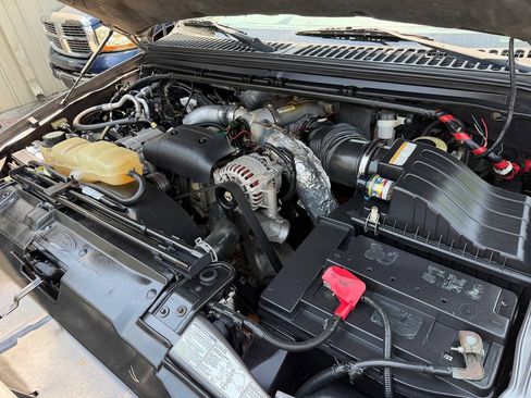 Used 2003 Ford F350 XLT AWD/4WD image 10