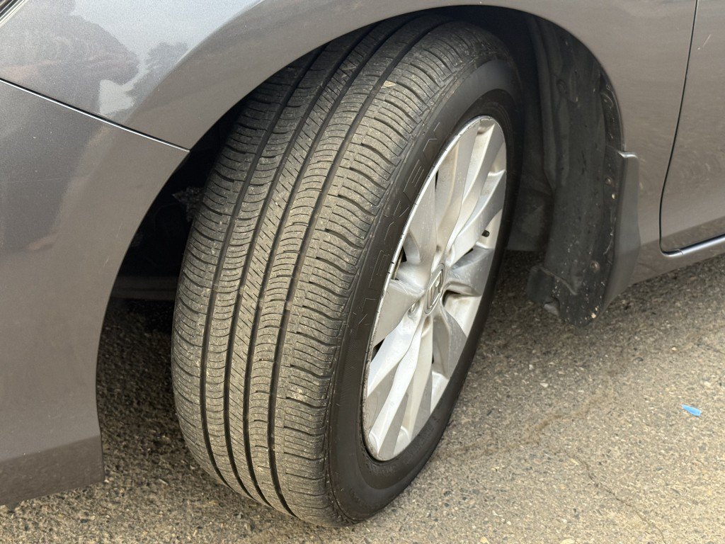 Used 2013 Honda Accord EX-L image 38