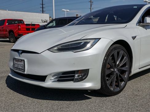 Used 2018 Tesla Model S 75D AWD/4WD image 10