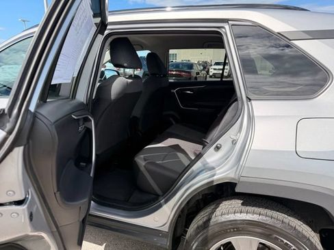 Used 2023 Toyota RAV4 XLE AWD/4WD image 19