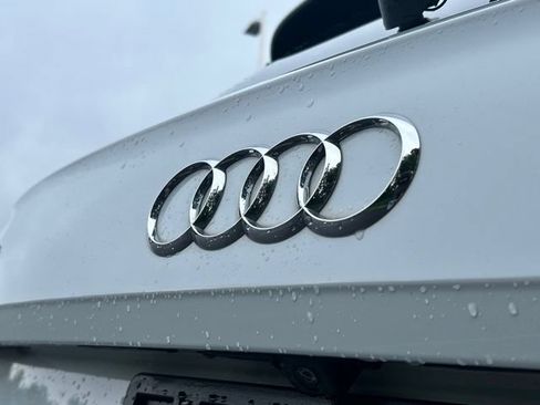 Used 2019 Audi Q5 2.0T Premium w/ Convenience Package AWD/4WD image 14
